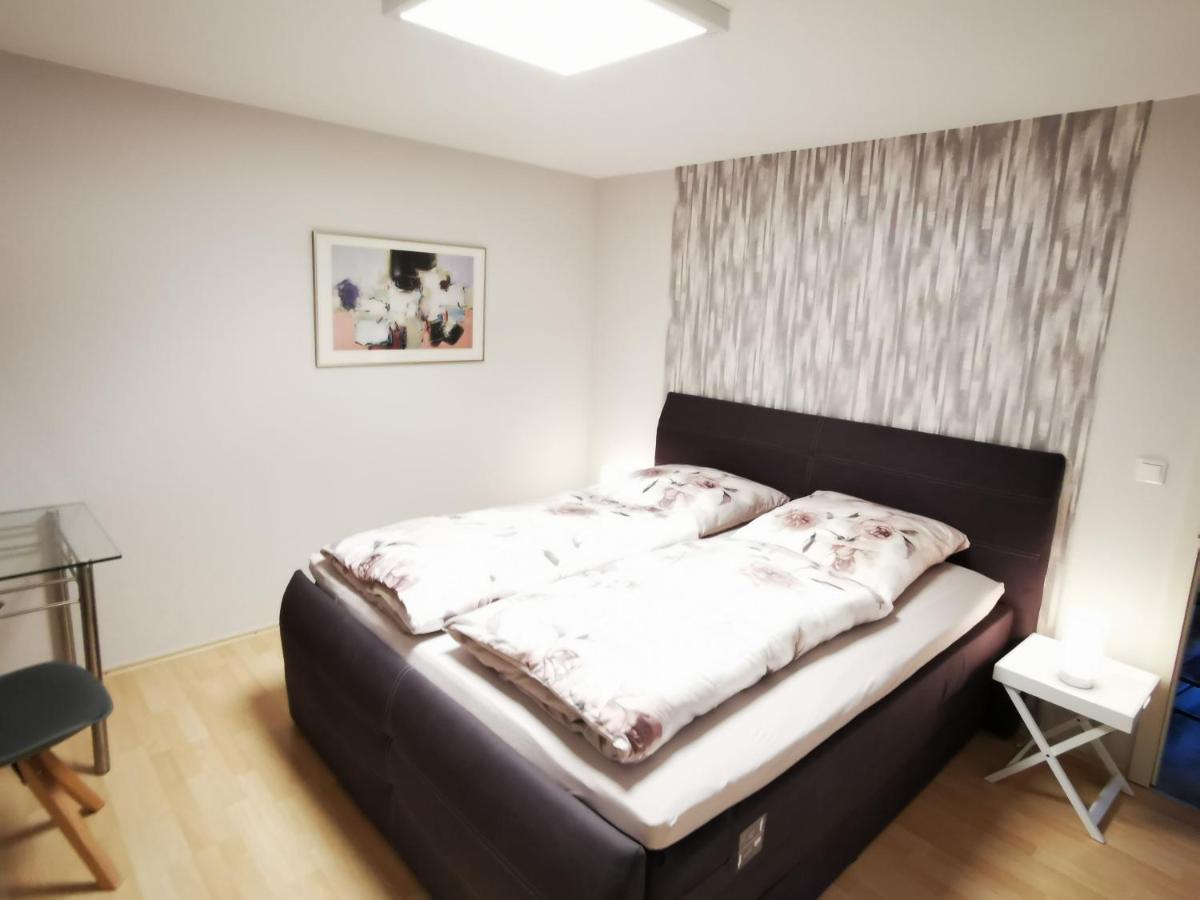 Naturnahe Schoene Neu Gestaltete Ferienwohnung Wurselen Bagian luar foto