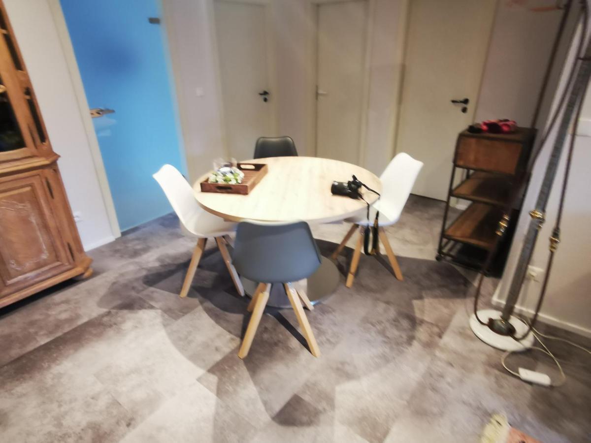 Naturnahe Schoene Neu Gestaltete Ferienwohnung Wurselen Bagian luar foto
