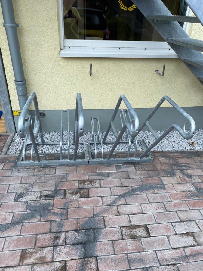 Naturnahe Schoene Neu Gestaltete Ferienwohnung Wurselen Bagian luar foto